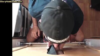 gloryhole dilf gets mouth filled with jizz after cocksucking