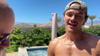 OnlyFans - Seattle Dad Tate Hoskins  HotDadventures - Seducing The Pool Boy - free gay porn